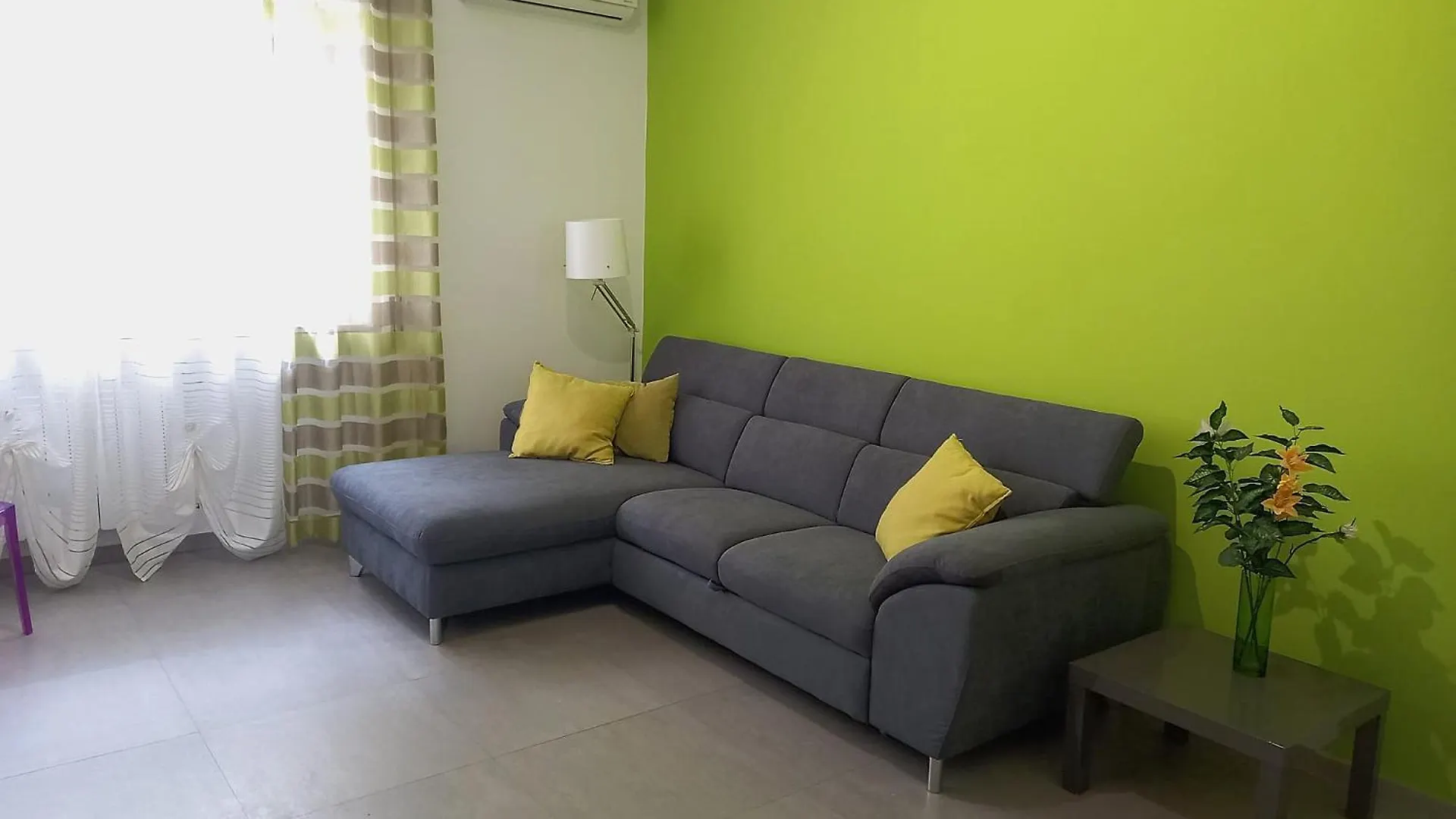 Holiday home Lungotevere Holidays Rome Italy